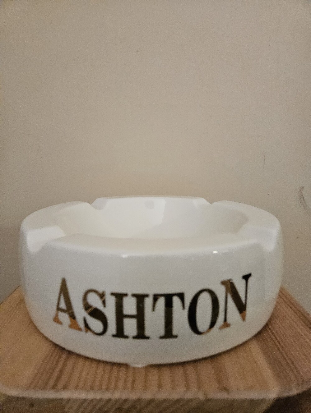 Source Unknown White Ceramic Ashtray with Gold Lettering